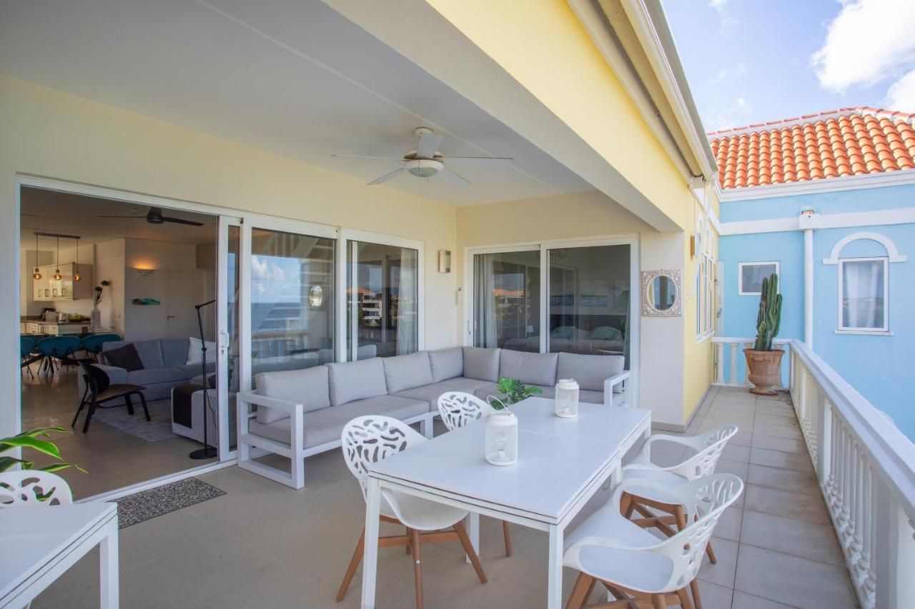 Blue Bay Beach Apartments 外观 照片