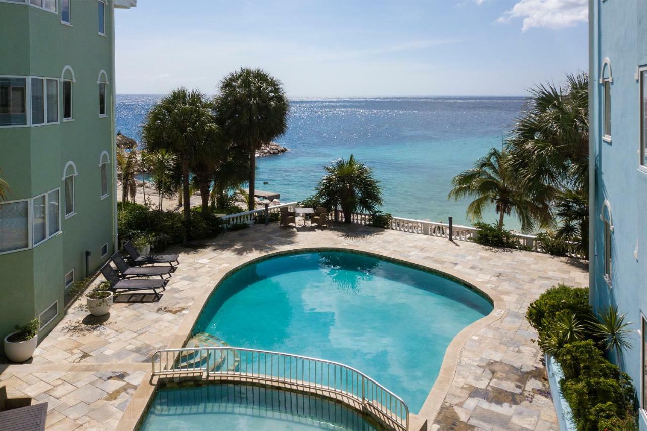 Blue Bay Beach Apartments 外观 照片