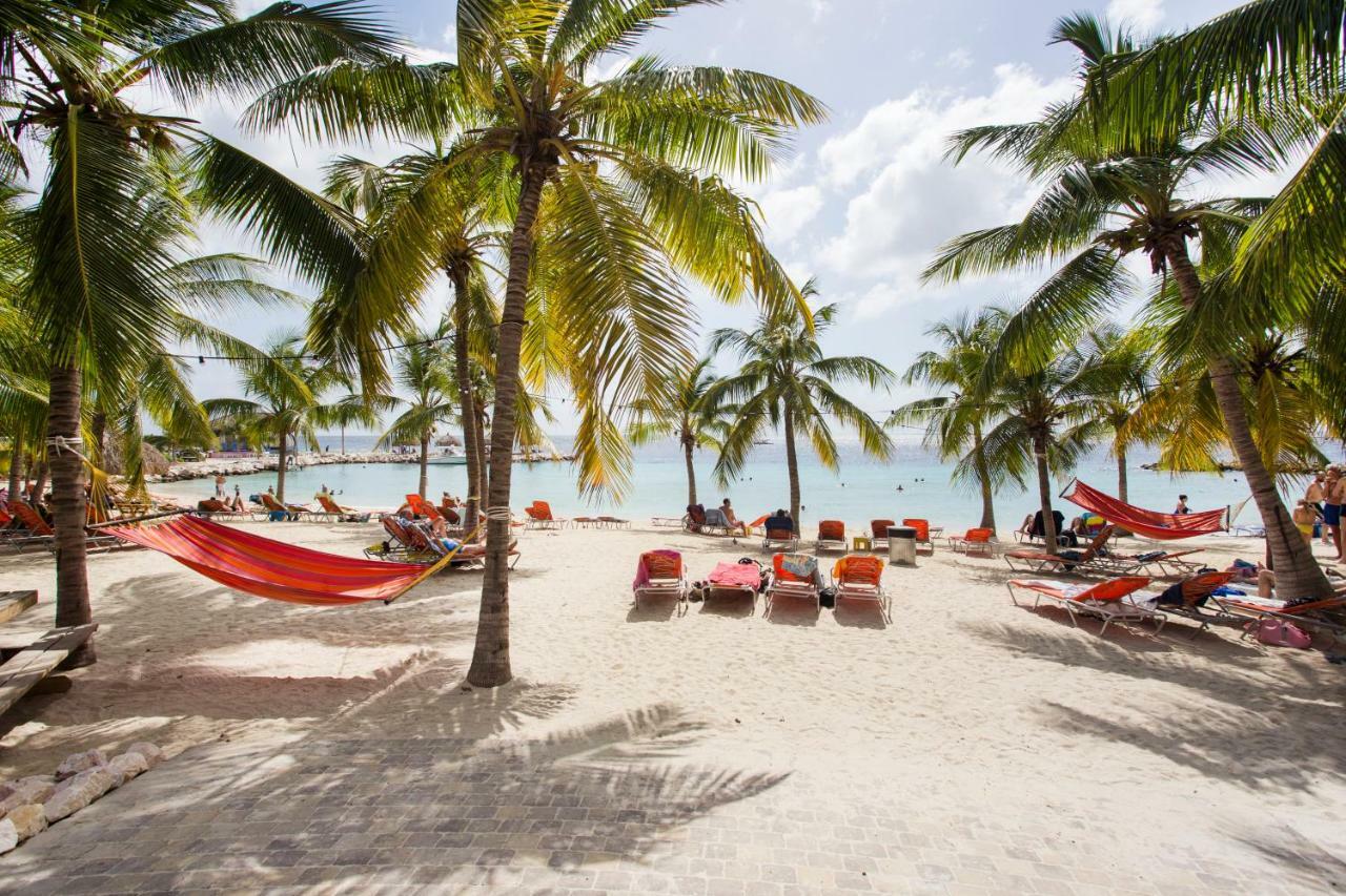 Blue Bay Beach Apartments 外观 照片
