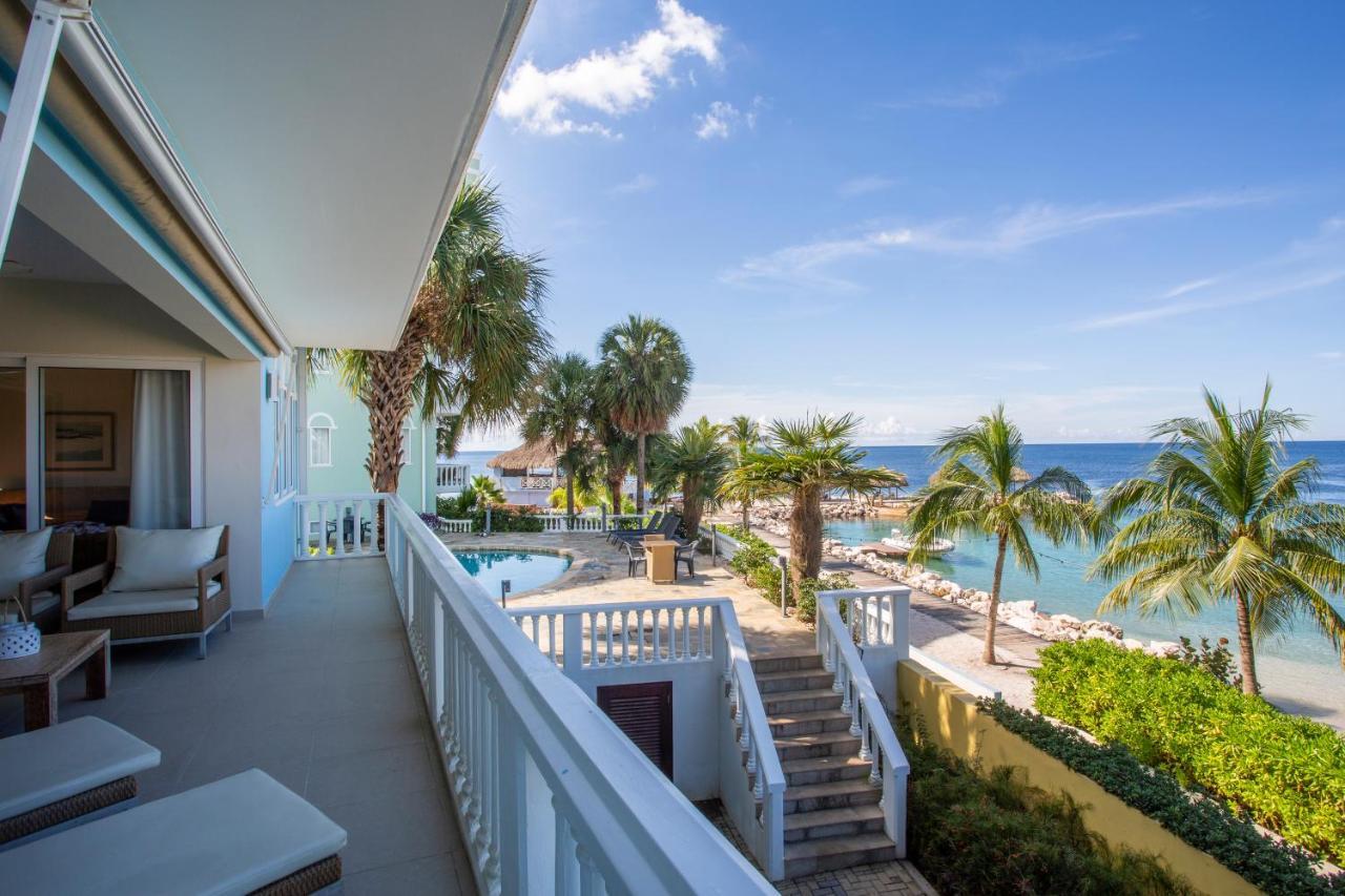 Blue Bay Beach Apartments 外观 照片